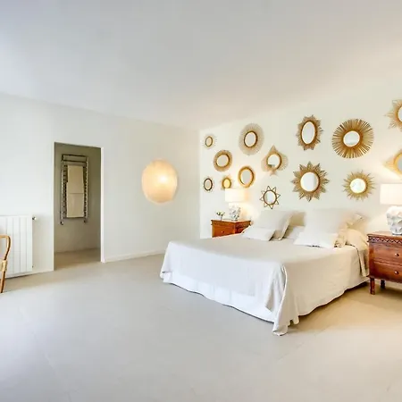 Villa Staggering Ibiza Felipe 6 Bedrooms Private Gym Childrens Play Area Sant Josep *